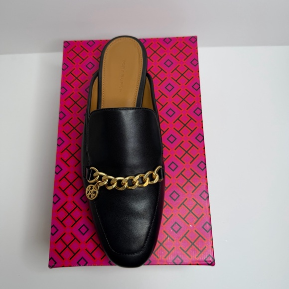 NEW TORY BURCH MINI BENTON LEATHER LOAFER SLIDE IN BLACK WITH GOLD ACCENT SIZE 8 - Picture 3 of 10
